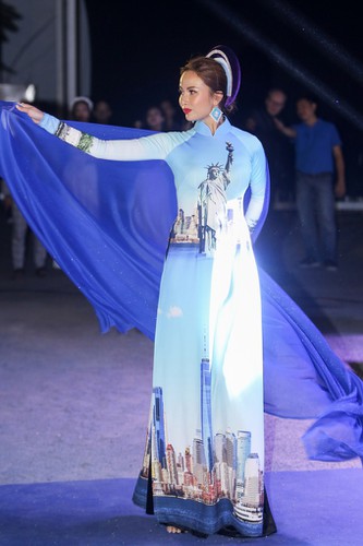 images showcasing world heritage sites featured on traditional ao dai hinh 1