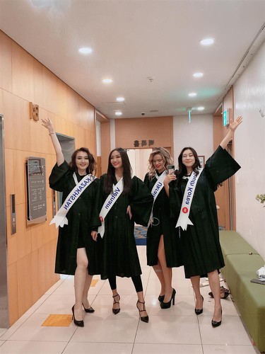 thanh khoa wins world miss university 2019 crown hinh 12