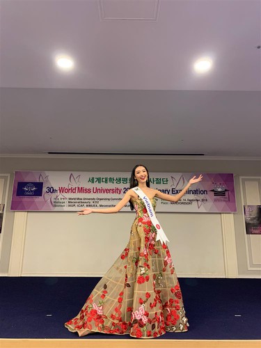 thanh khoa wins world miss university 2019 crown hinh 14