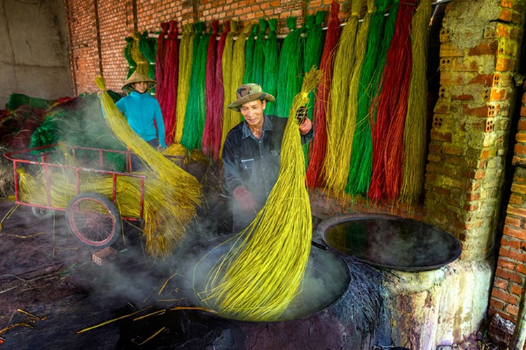 journey of heritages 2019 exhibition goes on show in hanoi hinh 9