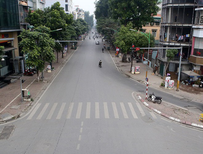 hanoi and ho chi minh city residents enjoy first day of 2020 hinh 16