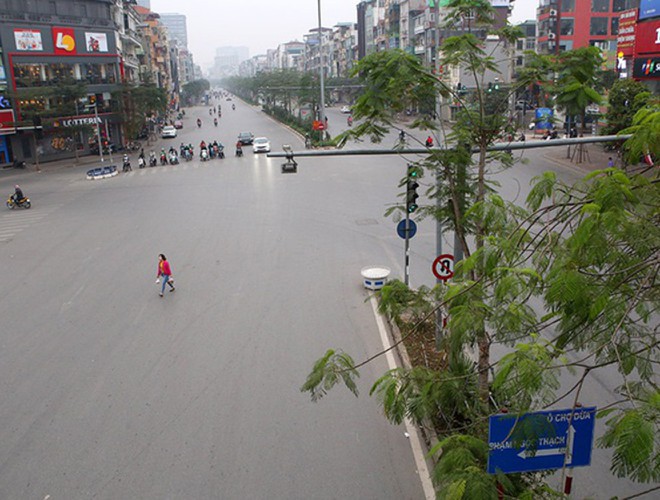 hanoi and ho chi minh city residents enjoy first day of 2020 hinh 17