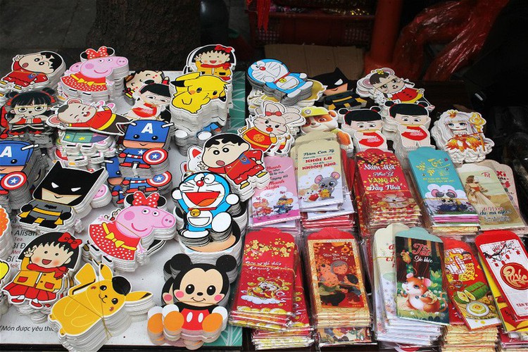 unique lucky money envelopes available for tet hinh 7