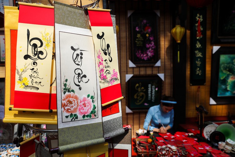 calligraphy street in hcm city opens in countdown to tet hinh 7