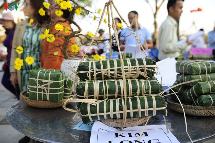 traditional customs on show as hue hosts tet festival hinh 8