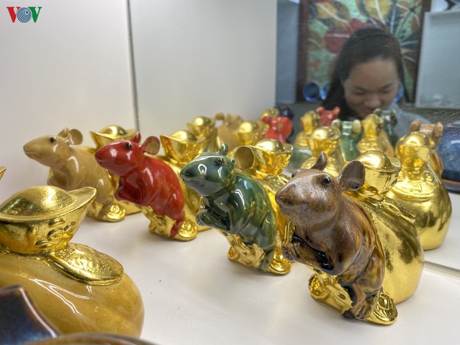 mice-shaped ceramic products go on sale in bat trang village hinh 10