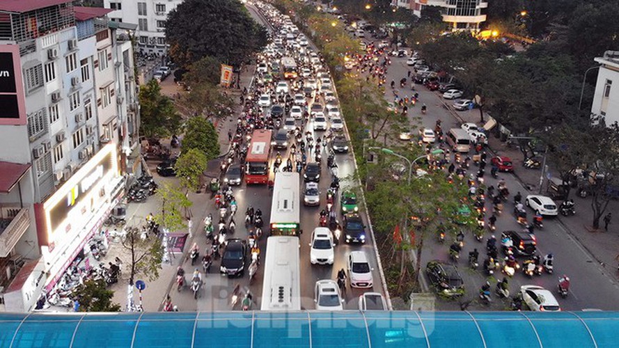 commuters in hanoi poised to face annual tet gridlock hinh 7