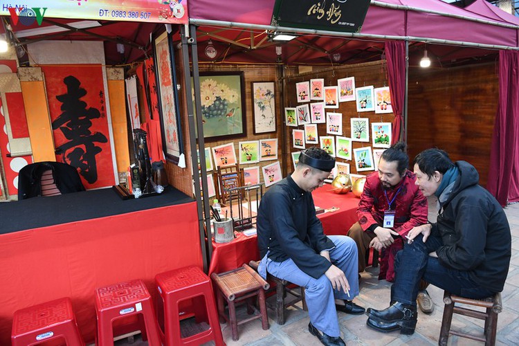 hanoi calligraphy festival set to run during tet hinh 12