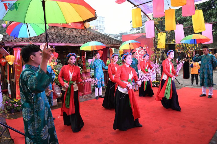 hanoi calligraphy festival set to run during tet hinh 3