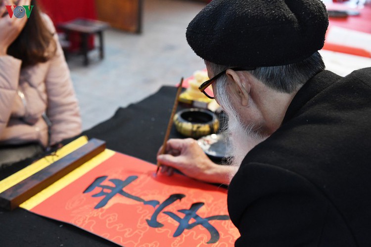 hanoi calligraphy festival set to run during tet hinh 8