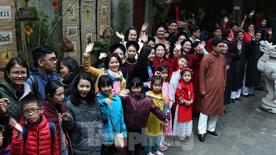 images of old tet recreated in hanoi’s old quarter hinh 20