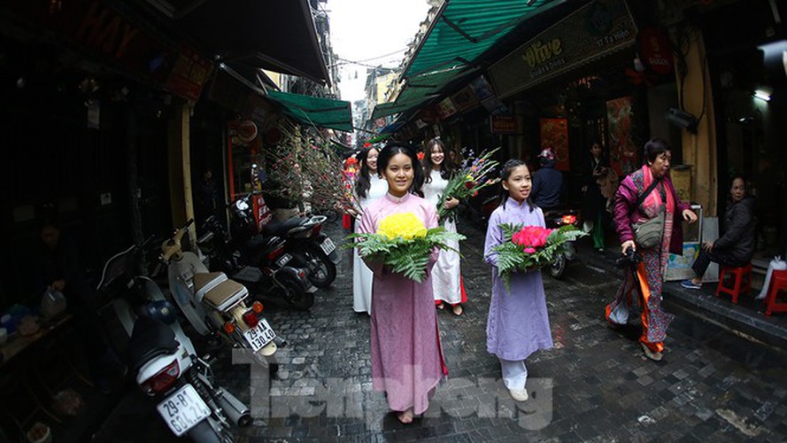 images of old tet recreated in hanoi’s old quarter hinh 5