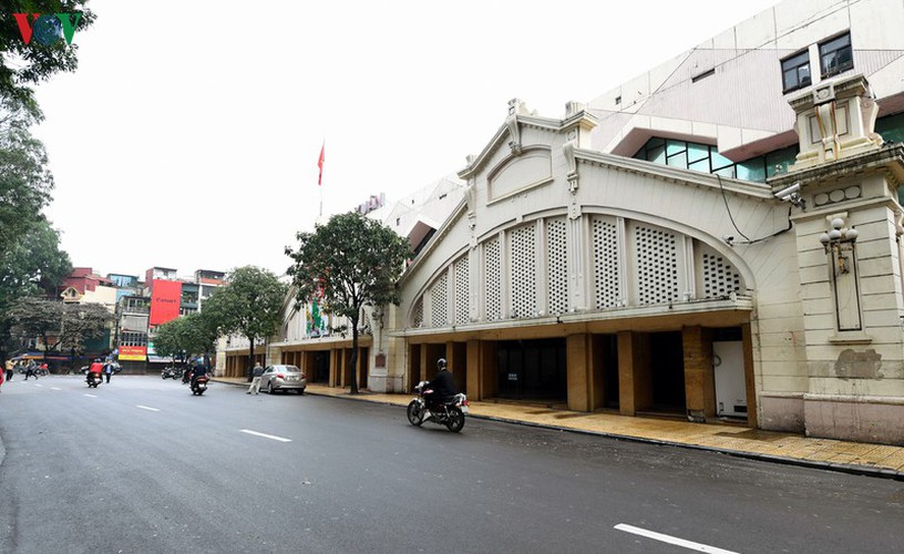 a peaceful hanoi on first day of lunar new year hinh 14