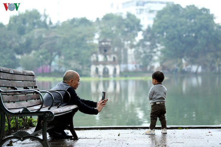 a peaceful hanoi on first day of lunar new year hinh 18