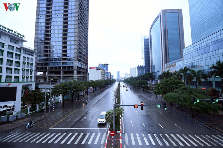 a peaceful hanoi on first day of lunar new year hinh 7