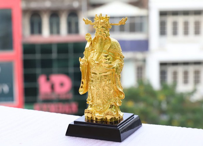 god of wealth day marked by sale of unique gold products hinh 4