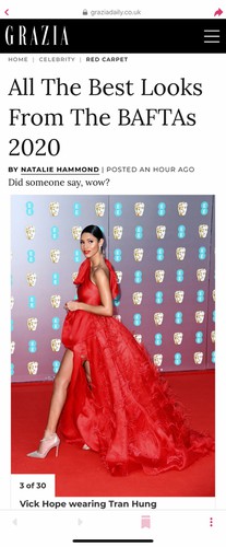 outfit by designer tran hung wins praise as best outfit of bafta awards hinh 1