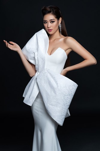 khanh van launches photo collection ahead of miss universe 2020 hinh 4