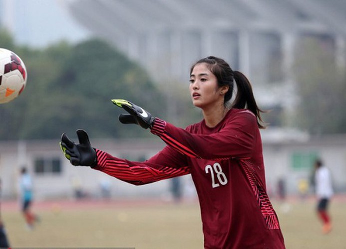 thi loan named among ten most beautiful female asian footballers hinh 6
