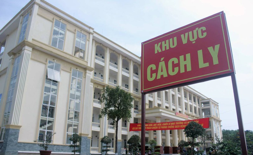 close to 700 people placed into quarantine in hanoi due to covid-19 fears hinh 1