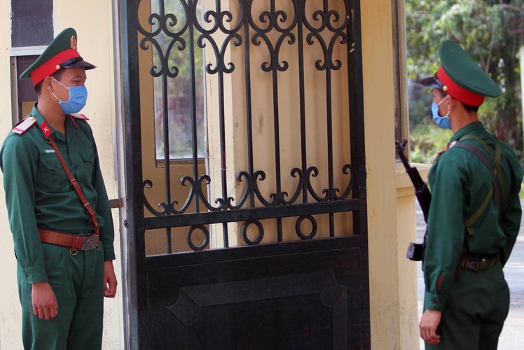 close to 700 people placed into quarantine in hanoi due to covid-19 fears hinh 2