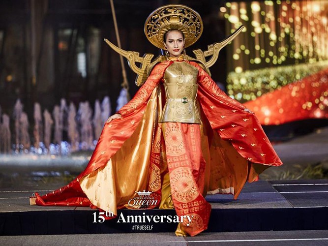 hoai sa dresses in ao dai for activities at miss international queen 2020 hinh 7