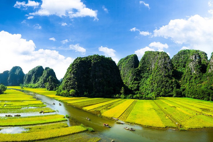 wanderlust offers 17 suggestions on best things to do in vietnam hinh 12