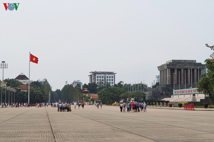 tourist sites in hanoi close to be disinfected amid covid-19 fears hinh 14