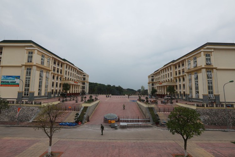 a closer look at the kitchen serving quarantined people in hanoi hinh 1
