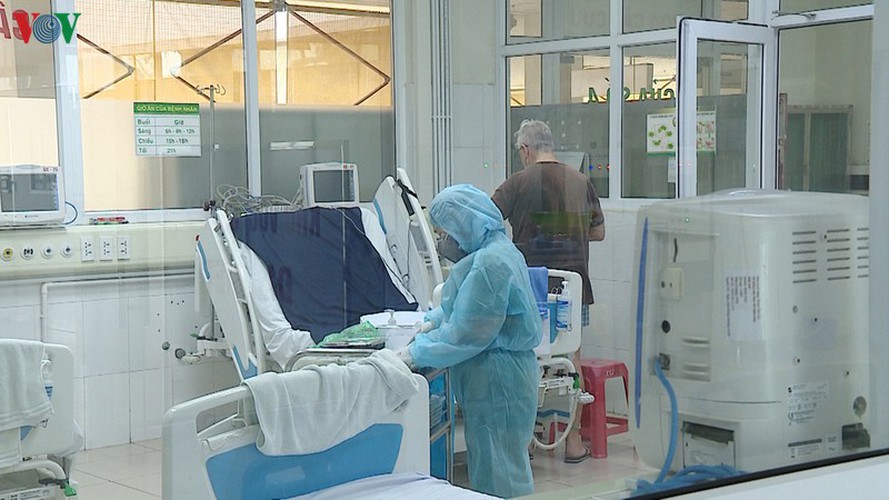 a look inside a covid-19 treatment facility in hanoi hinh 5