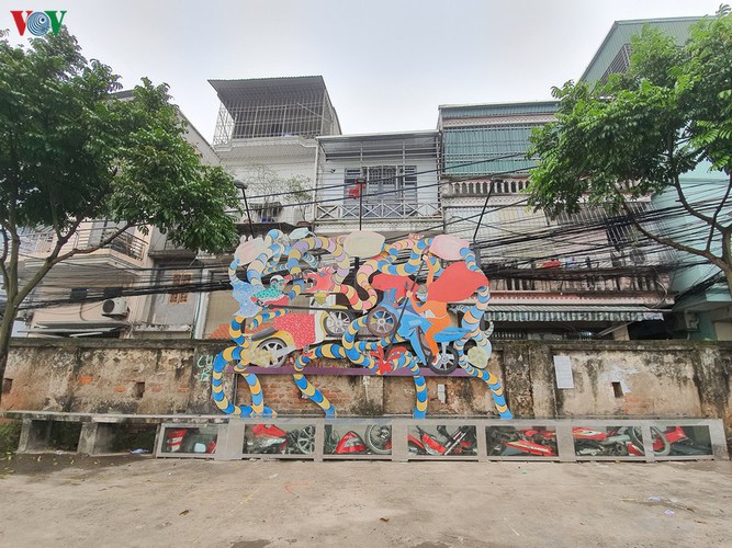 hanoi dump transformed into art space hinh 11