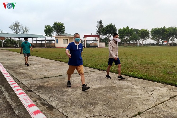 soldiers rise to challenge of caring for people in quarantine hinh 19