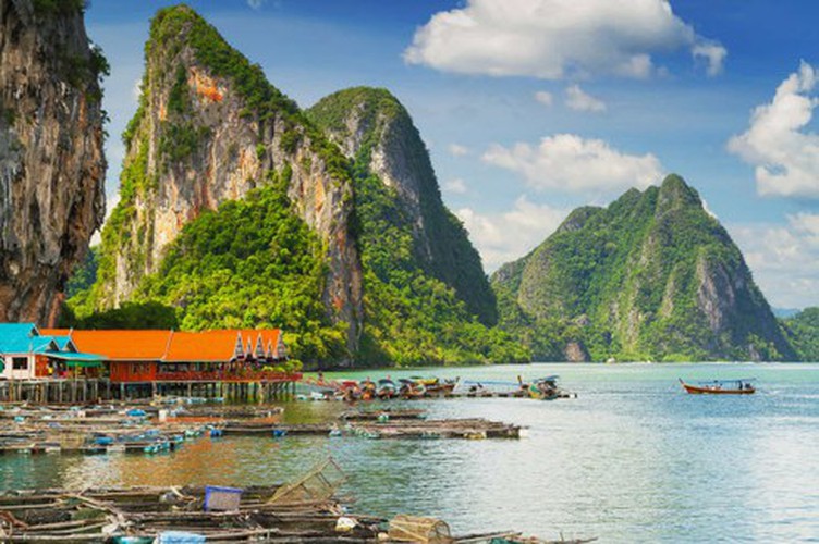 vietnamese settlement listed among global incredible floating villages hinh 16