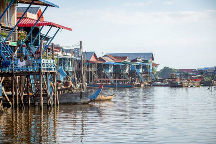 vietnamese settlement listed among global incredible floating villages hinh 19