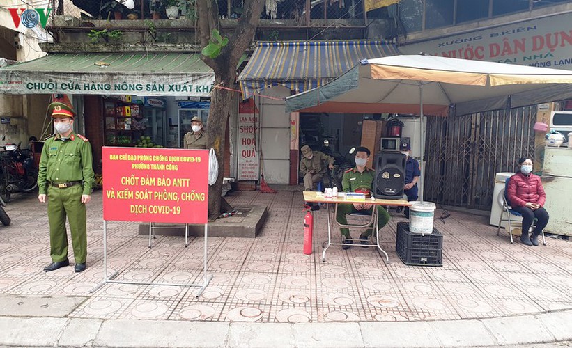 more needy people in hanoi access free food amid covid-19 hinh 10