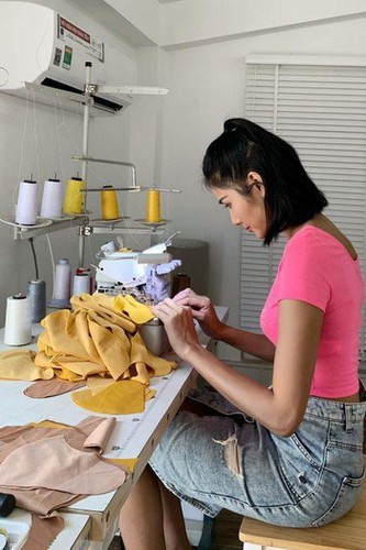 beauty queens come together to donate to covid-19 fight hinh 4