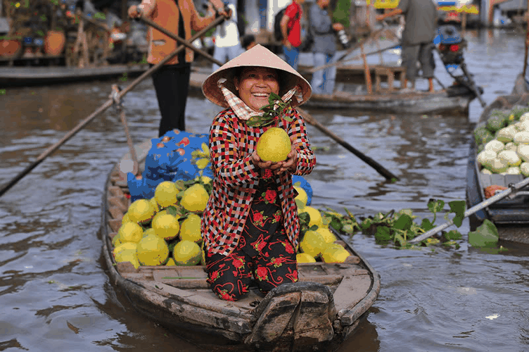 wanderlust suggests 12 top activities when visiting vietnam hinh 9
