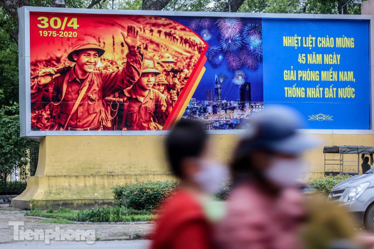hanoi receives decorative makeover ahead of national holidays hinh 10
