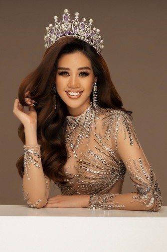 khanh van launches photo collection ahead of miss universe 2020 hinh 11