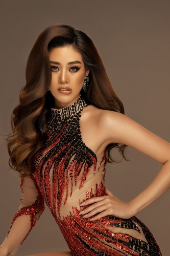 khanh van launches photo collection ahead of miss universe 2020 hinh 4