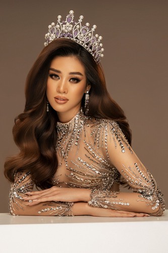 khanh van launches photo collection ahead of miss universe 2020 hinh 5
