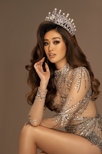 khanh van launches photo collection ahead of miss universe 2020 hinh 7