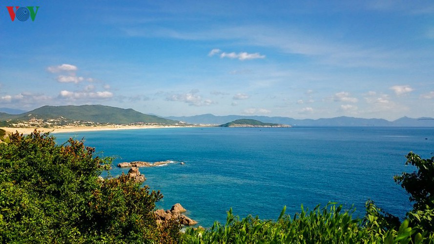 visiting the nation’s most easterly point at dawn hinh 9