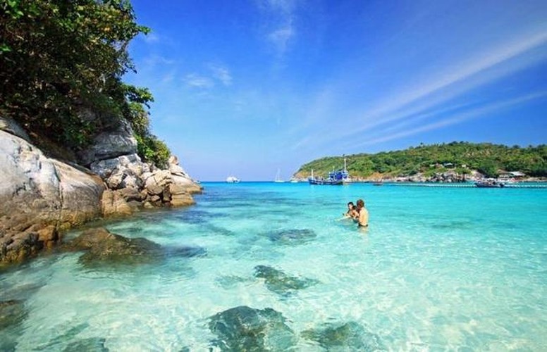 uk travel website unveils list of 10 most beautiful vietnamese islands hinh 9