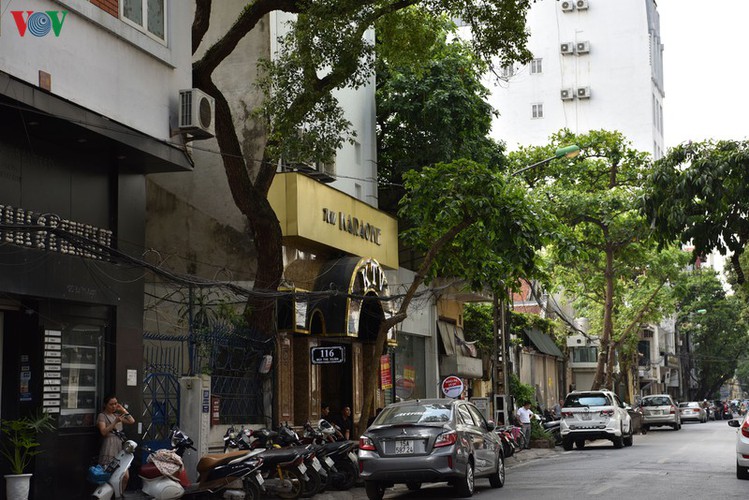 karaoke bars in hanoi remain quiet after re-opening hinh 5
