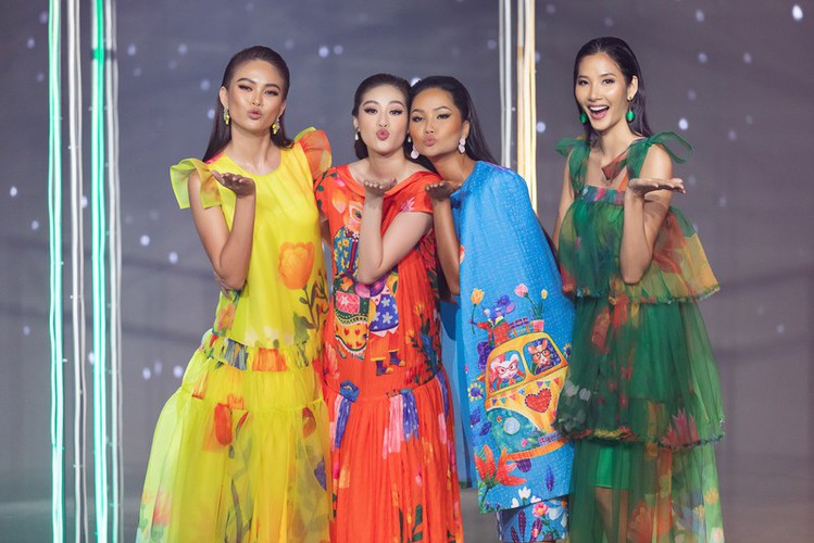 beauty queens return to fashion show following covid-19 epidemic hinh 7