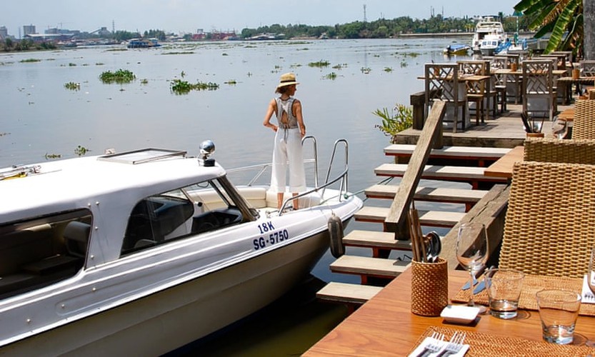 ho chi minh city bar listed among best in world hinh 4