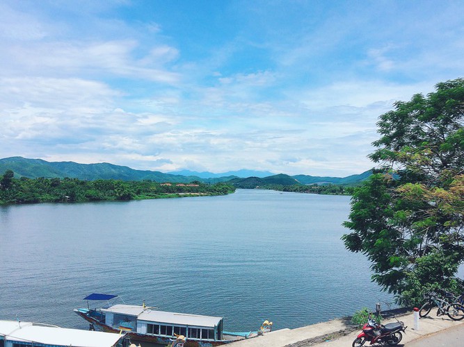 beauty of the ancient city of hue uncovered hinh 1