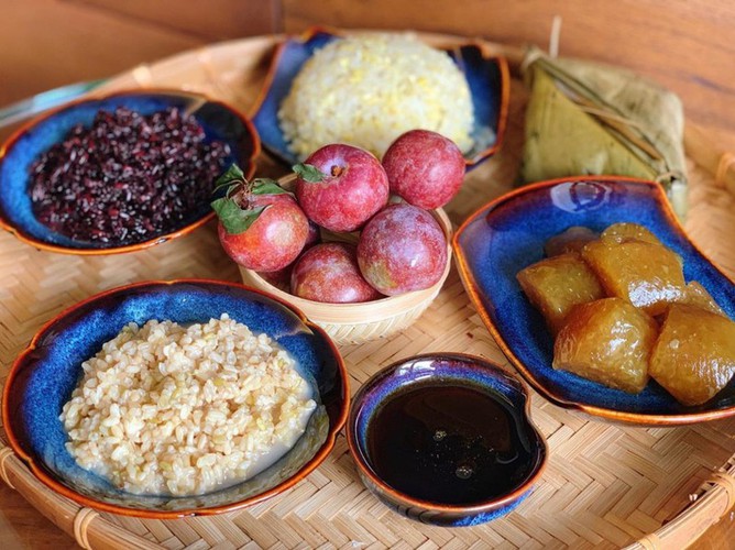 indispensable dishes consumed during doan ngo festival hinh 1