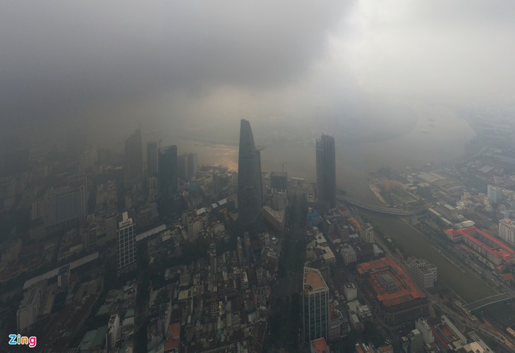 hcm city left gloomy amid heightened levels of air pollution hinh 1